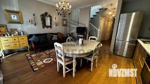 Таунхаус 184м², 3-этажный, участок 3 сот.  