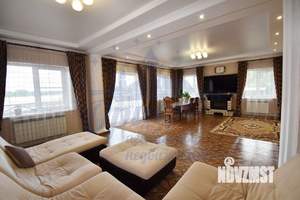 Коттедж 300м², 3-этажный, участок 9 сот.  