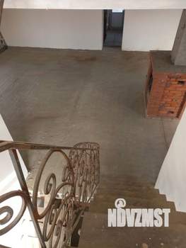 Коттедж 220м², 2-этажный, участок 12 сот.  