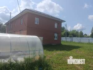 Дом 240м², 2-этажный, участок 15 сот.  