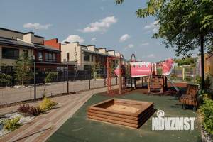 Коттедж 207м², 3-этажный, участок 5 сот.  