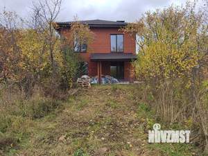 Дом 141м², 2-этажный, участок 10 сот.  