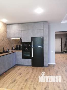 Дом 200м², 2-этажный, участок 8 сот.  