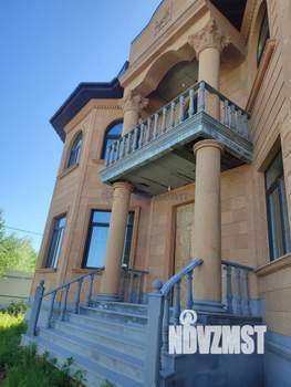 Дом 353м², 2-этажный, участок 27 сот.  