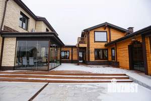 Коттедж 350м², 2-этажный, участок 20 сот.  