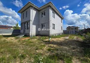 Дом 397м², 3-этажный, участок 15 сот.  