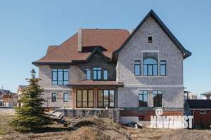 Коттедж 635м², 3-этажный, участок 19 сот.  