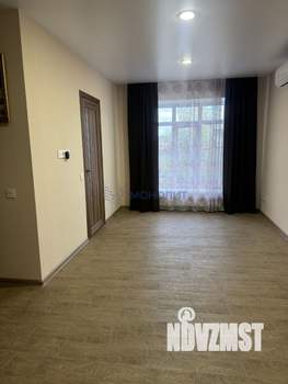 Таунхаус 200м², 3-этажный, участок 3 сот.  