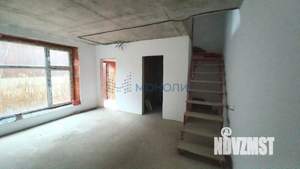 Таунхаус 90м², 3-этажный, участок 1 сот.  