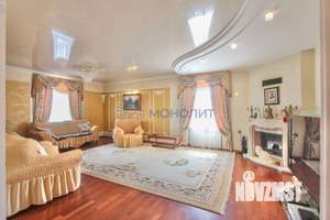 Дом 521м², 3-этажный, участок 28 сот.  