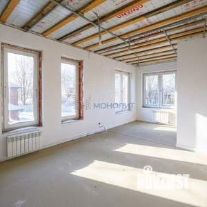 Дом 135м&sup2;, 2-этажный, участок 10 сот.  