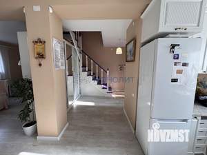 Коттедж 110м², 2-этажный, участок 7 сот.  