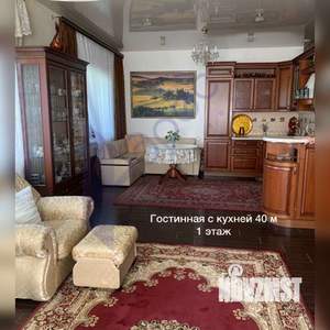 Дом 285м², 3-этажный, участок 8 сот.  