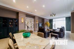 Дом 570м², 3-этажный, участок 22 сот.  