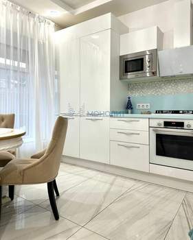 Дом 73м², 3-этажный, участок 1 сот.  