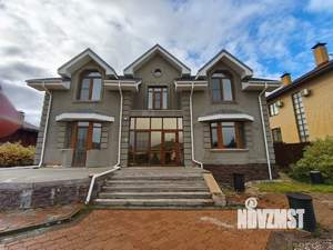 Коттедж 215м², 2-этажный, участок 20 сот.  