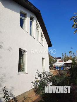 Дом 145м², 3-этажный, участок 4 сот.  