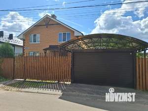 Дом 154м², 2-этажный, участок 8 сот.  