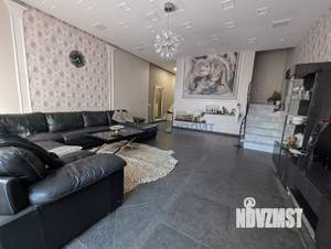 Таунхаус 210м², 3-этажный, участок 2 сот.  