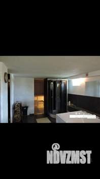 Коттедж 600м², 3-этажный, участок 20 сот.  