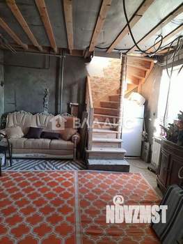 Дом 145м², 3-этажный, участок 4 сот.  