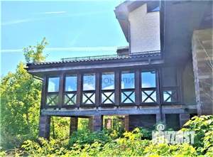 Коттедж 757м², 2-этажный, участок 40 сот.  