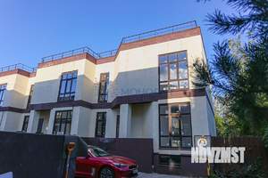 Таунхаус 180м², 3-этажный, участок 3 сот.  