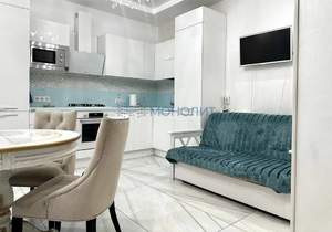 Дом 73м², 3-этажный, участок 1 сот.  