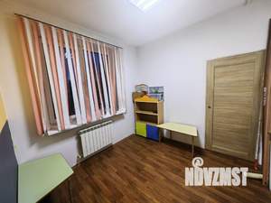 Дом 320м², 3-этажный, участок 4 сот.  