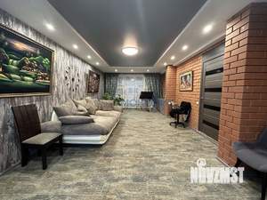 Дом 250м², 2-этажный, участок 8 сот.  