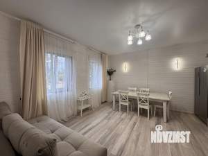 Дом 220м², 2-этажный, участок 8 сот.  
