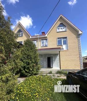Таунхаус 190м², 3-этажный, участок 5 сот.  