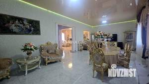 Дом 306м², 2-этажный, участок 17 сот.  