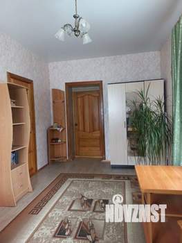 Дом 122м², 2-этажный, участок 10 сот.  