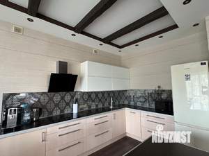 Таунхаус 240м², 3-этажный, участок 6 сот.  