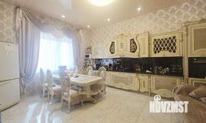 Дом 306м², 2-этажный, участок 17 сот.  