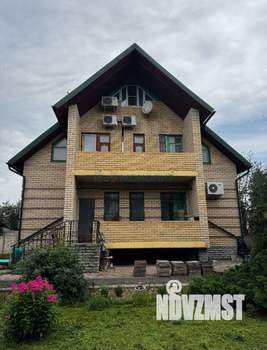 Дом 345м², 3-этажный, участок 10 сот.  