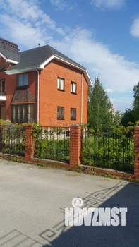 Коттедж 293м², 2-этажный, участок 65 сот.  