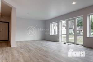 Дом 140м², 2-этажный, участок 5 сот.  