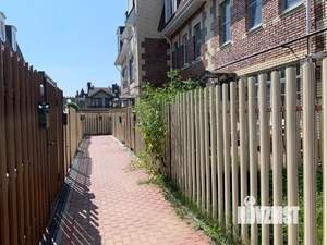 Таунхаус 72м², 3-этажный, участок 3 сот.  