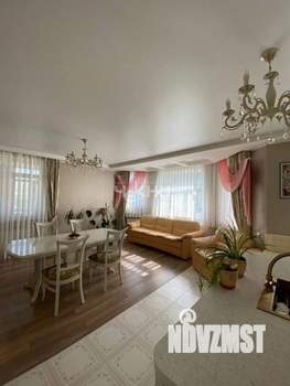 Дом 550м², 2-этажный, участок 24 сот.  