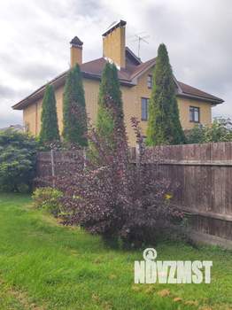 Коттедж 297м², 2-этажный, участок 15 сот.  