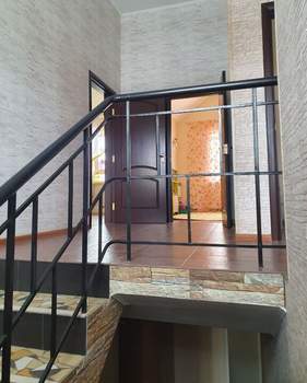 Дом 233м², 2-этажный, участок 4 сот.  