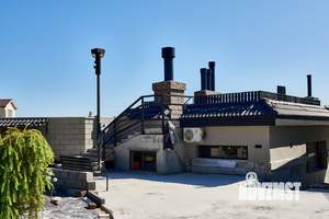 Коттедж 536м², 3-этажный, участок 25 сот.  