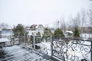 Дом 600м², 3-этажный, участок 20 сот.  