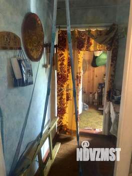 Дом 30м&sup2;, 2-этажный, участок 5 сот.  