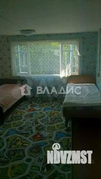Дом 50м², 2-этажный, участок 6 сот.  