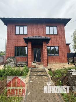 Коттедж 140м², 2-этажный, участок 5 сот.  