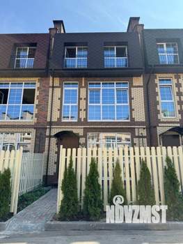 Таунхаус 105м², 3-этажный, участок 1 сот.  