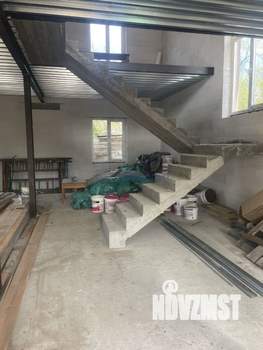 Дом 160м², 2-этажный, участок 10 сот.  